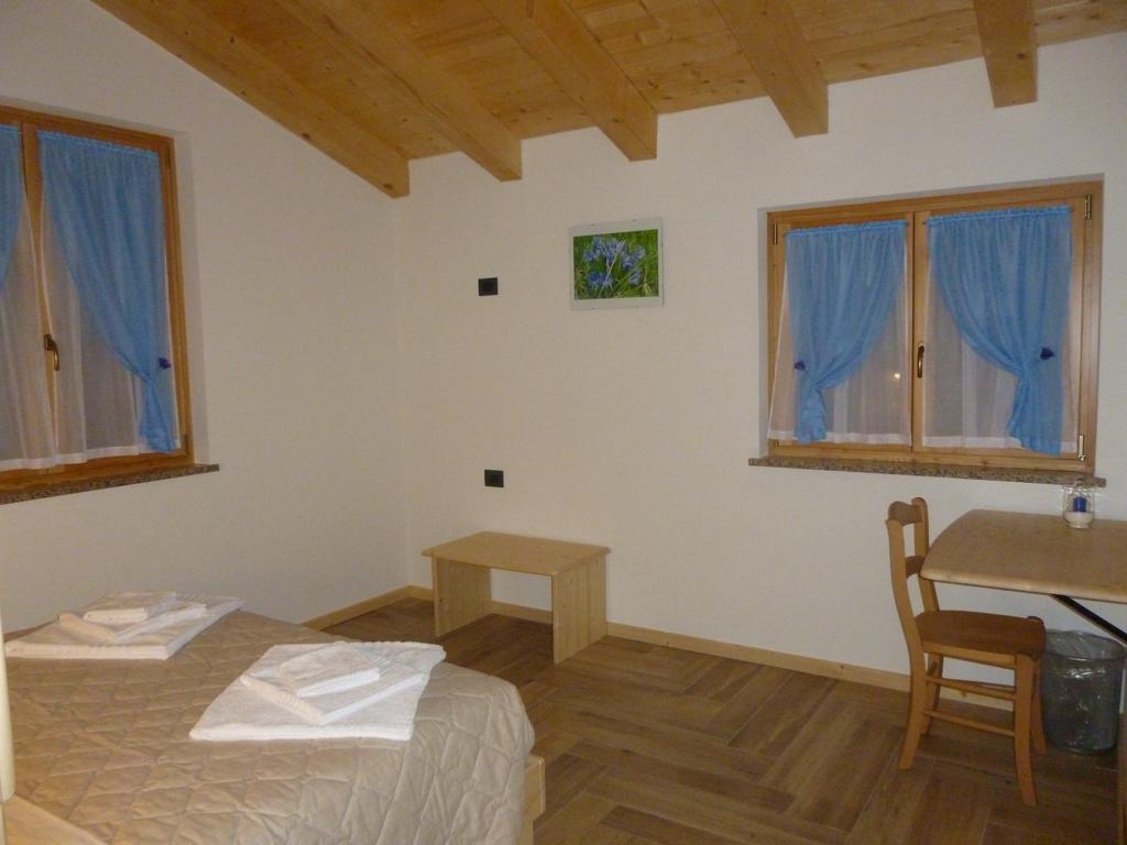 Agriturismo Fattoria Dalcastagne Torcegno 객실 사진